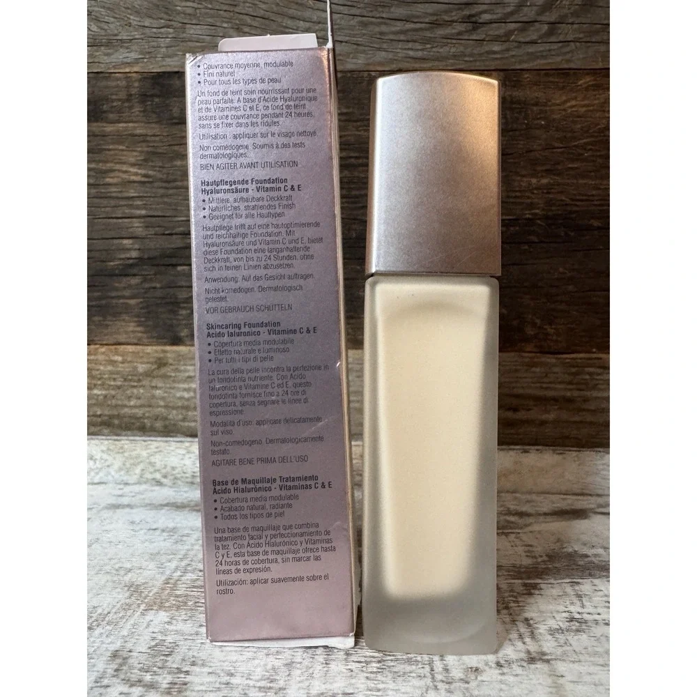 Elizabeth Arden Flawless Finish Skincaring Foundation‎ 120W | 1.0 oz